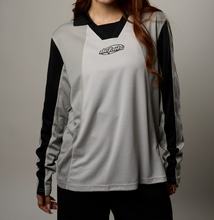 Load image into Gallery viewer, Long-Sleeve Soccer Jersey - Gray
